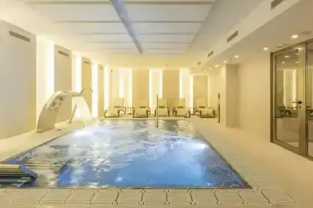 Catalonia La Maquinista - 6