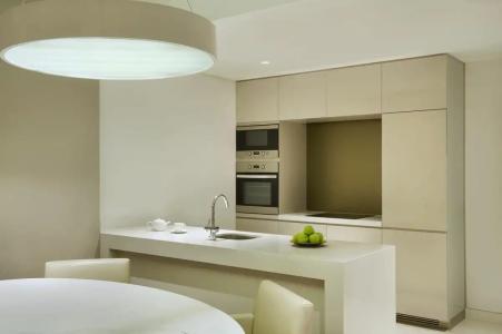 La Ville & Suites CITY WALK Dubai, Autograph Collection - 76