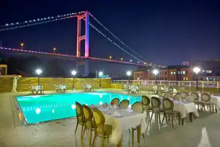 Crowne Plaza Istanbul - Ortakoy Bosphorus - 3