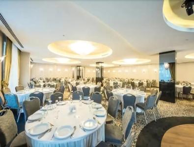 Ramada by Wyndham Gemli̇k - 12