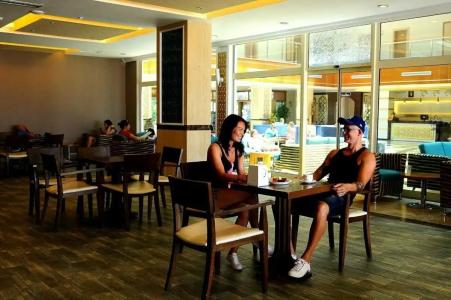 Holiday Garden Resort - 42