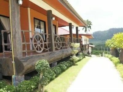 Chomview Resort - 79
