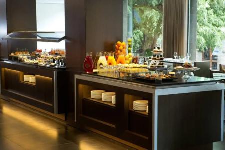 Renaissance Barcelona - 19