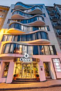 Opera Bosphorus - Preferreds and Resorts - 0