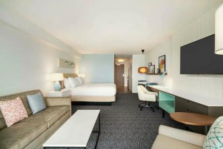 DoubleTree by Hilton Ocean City Oceanfront - 24