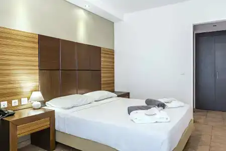 White Olive Premium Laganas - 55