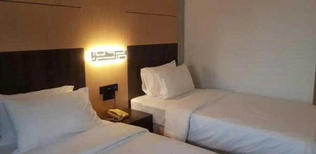 Ariston Bangkok - 86