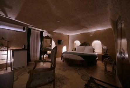 Eyes Of Cappadocia Cave - 92