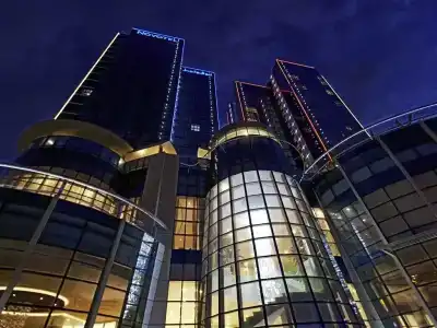 Novotel Abu Dhabi Gate - 8