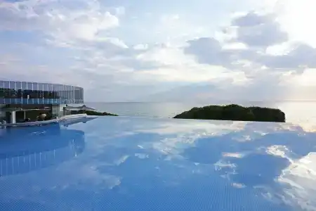 Pomegranate Wellness Spa - 6