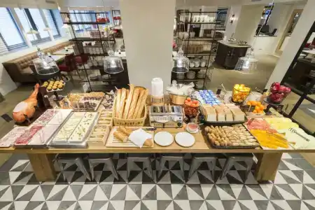 Barcelona Universal - 6