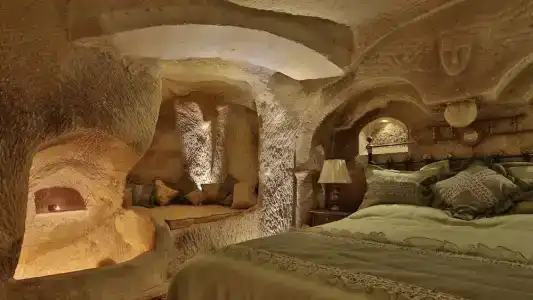 Golden Cave Suites - 1