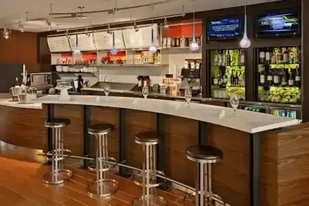 Courtyard by Marriott Harrisburg Hershey - 15