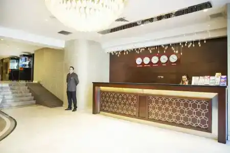Grand Aras & Suites - 35