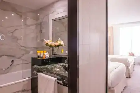 du Collectionneur - 67