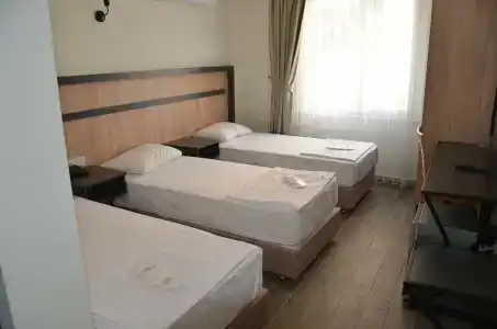 Piyes Otel - 93