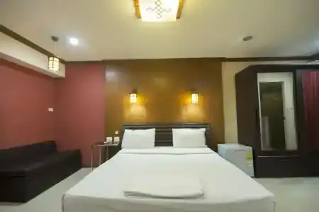 Khon Kaen Ruenrom - 29