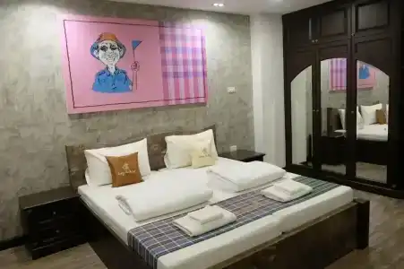 Boutique Poo-Yai Lee - 71
