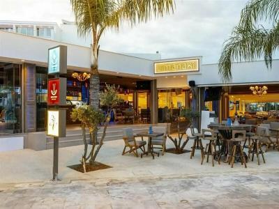 Limanaki Beach & Suites - 93