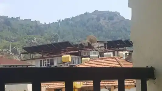 Kleopatra Saray - 15