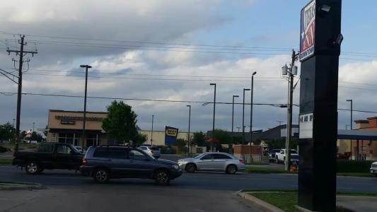 Texas Inn Downtown McAllen - 4