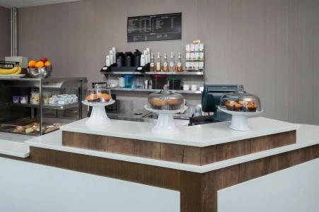 Courtyard by Marriott Lake George - 28