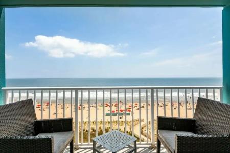 DoubleTree by Hilton Ocean City Oceanfront - 37