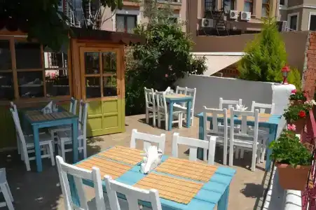 Tulip House - 93