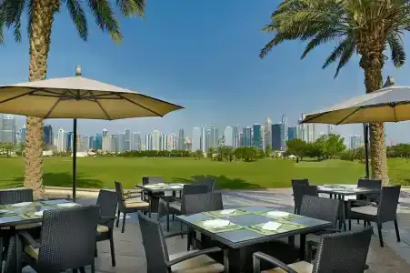 Address Montgomerie - 84