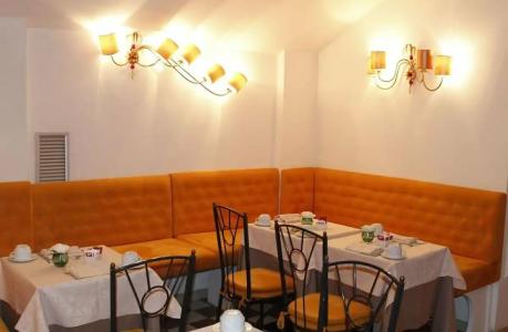Boutique Trevi - 90