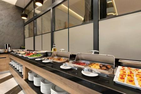 Ramada Encore By Wyndham Istanbul Basin Express - 16