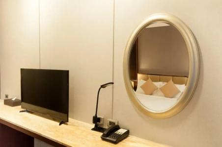SureStay Plus by Best Western Sukhumvit 2 - 14