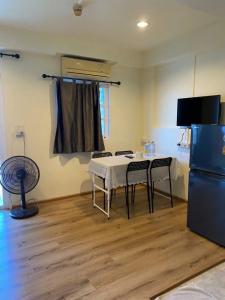 Roof View Place - 59