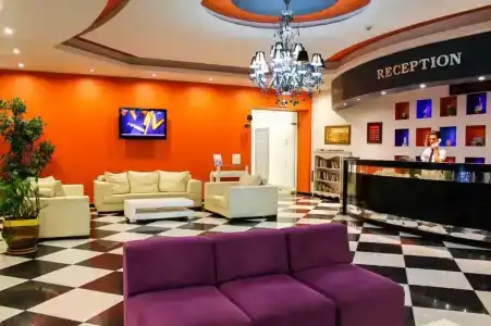 Ark Apart and Suite - 80