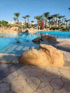 Lotus Bay Resort - 42