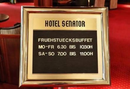 Senator Hamburg - 8
