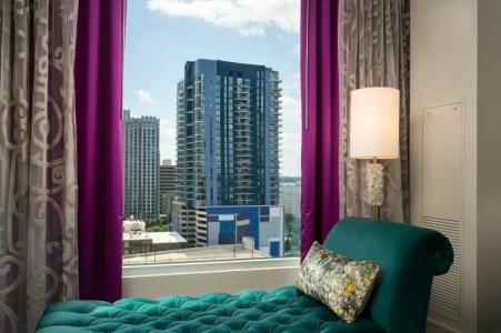 Grand Bohemian Charlotte, Autograph Collection - 9