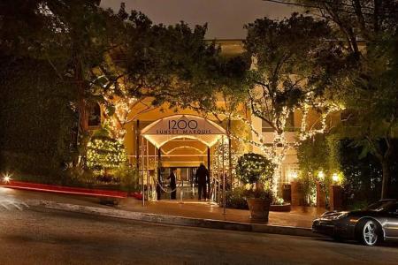 Sunset Marquis - 92