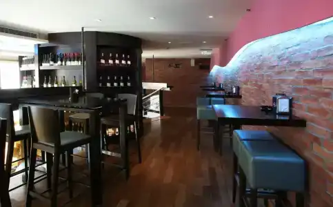 Ramada by Wyndham Abu Dhabi Downtown - 94