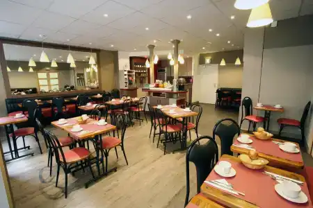 Grand Hôtel De Turin - 4