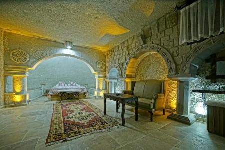 Risus Cave Suites - 41
