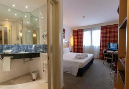 Best Western Palace Inn - 13
