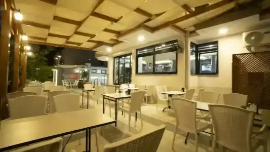 OPERA SUITES Apart - 41