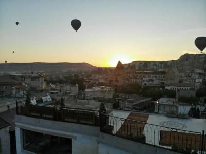 Caftan Cave Suites - 34