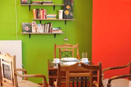 Acropolis Ami Boutique - 87