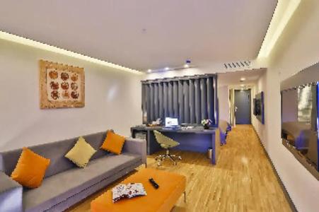 Business Life Boutique & Spa - 65