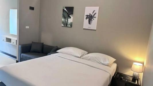 The Green Plaza - 79