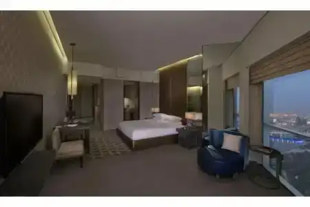 Hyatt Regency Dubai Creek Heights - 14