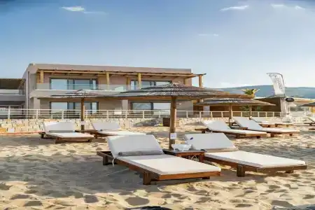 High Beach Resort - 17