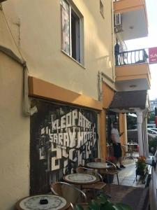 Kleopatra Saray - 35